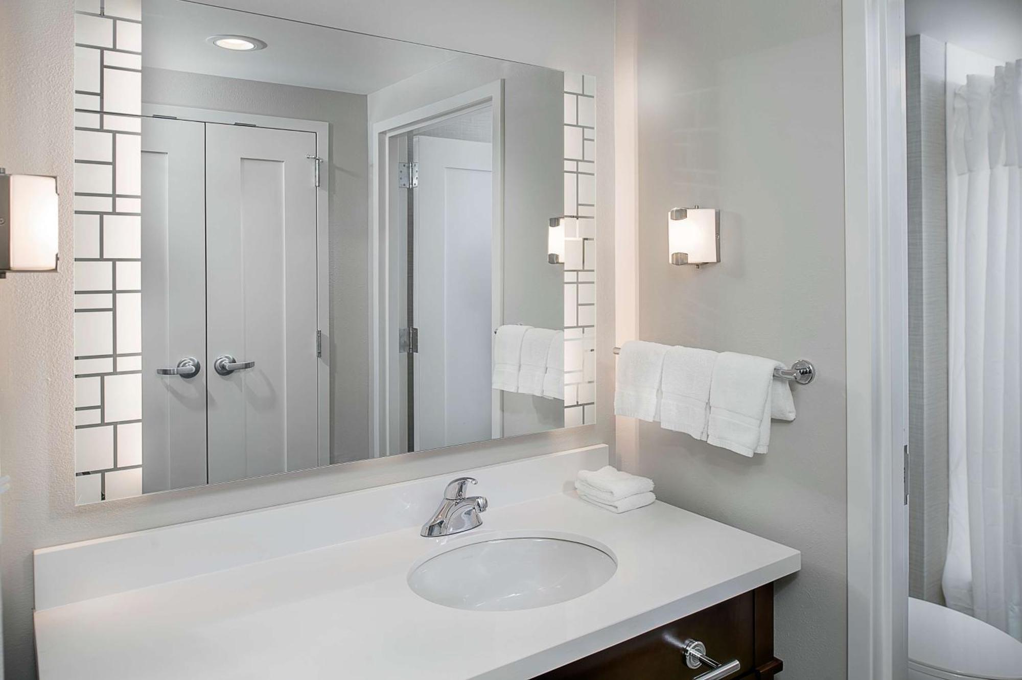 Homewood Suites By Hilton St. Louis Westport Maryland Heights Exterior photo